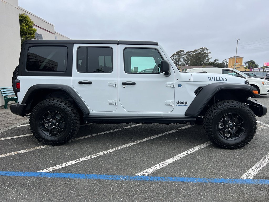 New 2025 Jeep Wrangler Sport image 5