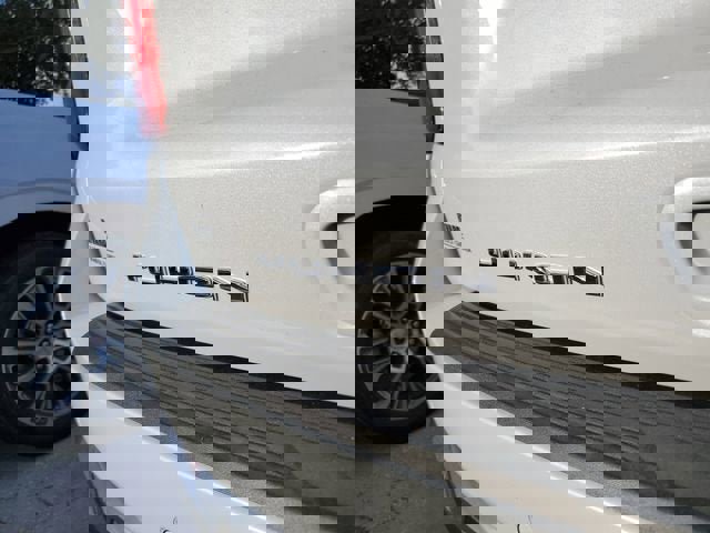 New 2026 GMC Yukon XL Denali w/ Sun & Power Step Package image 8