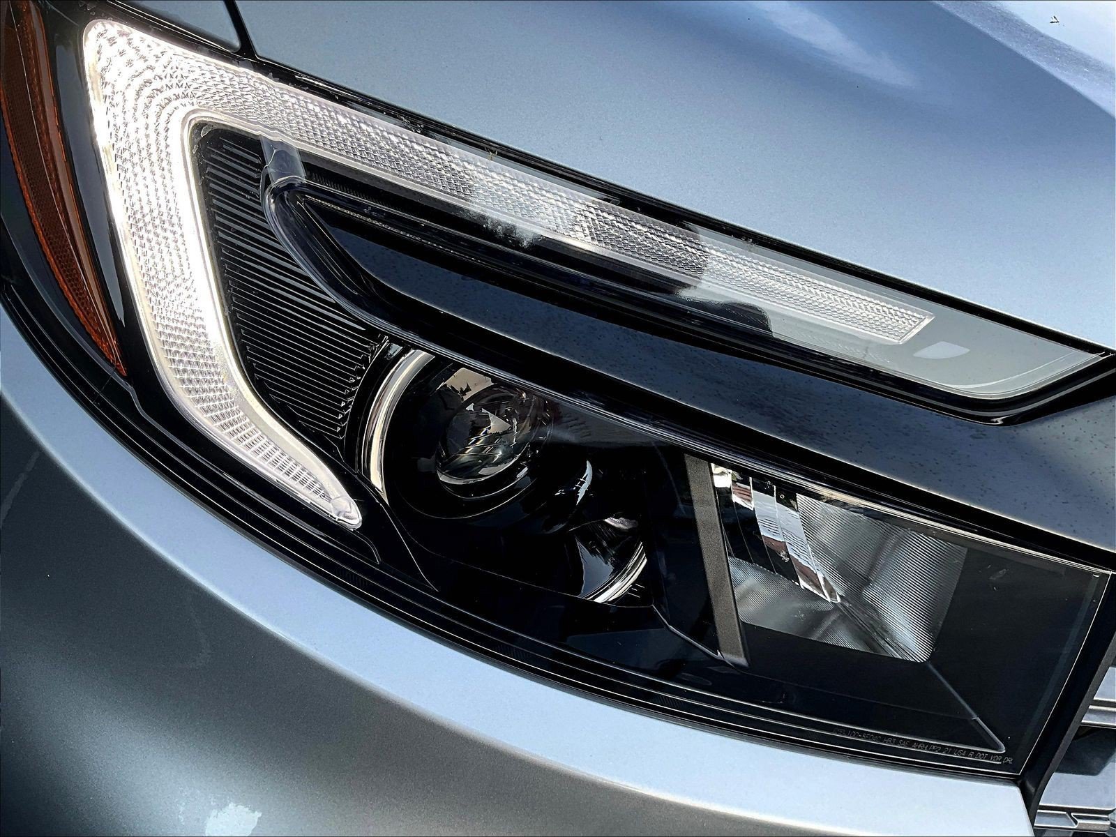 Used 2025 Honda Passport TrailSport image 32