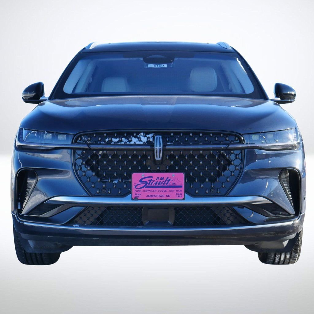 Used 2024 Lincoln Nautilus Black Label image 7