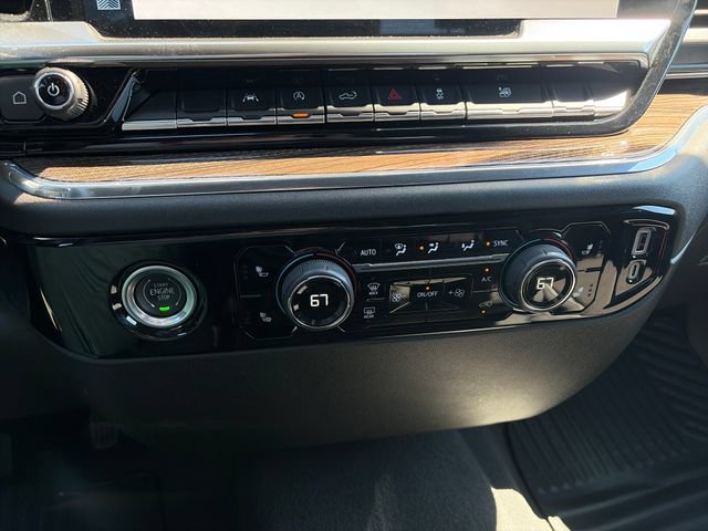 Used 2024 Chevrolet Silverado 1500 LT AWD/4WD image 19