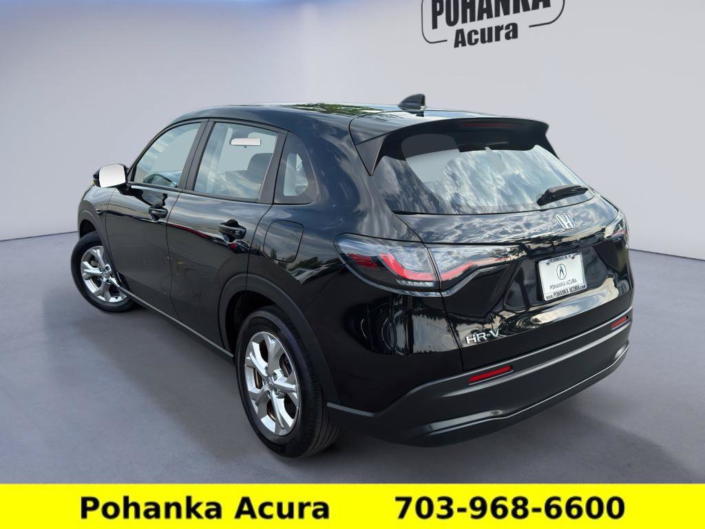 Used 2023 Honda HR-V LX image 5