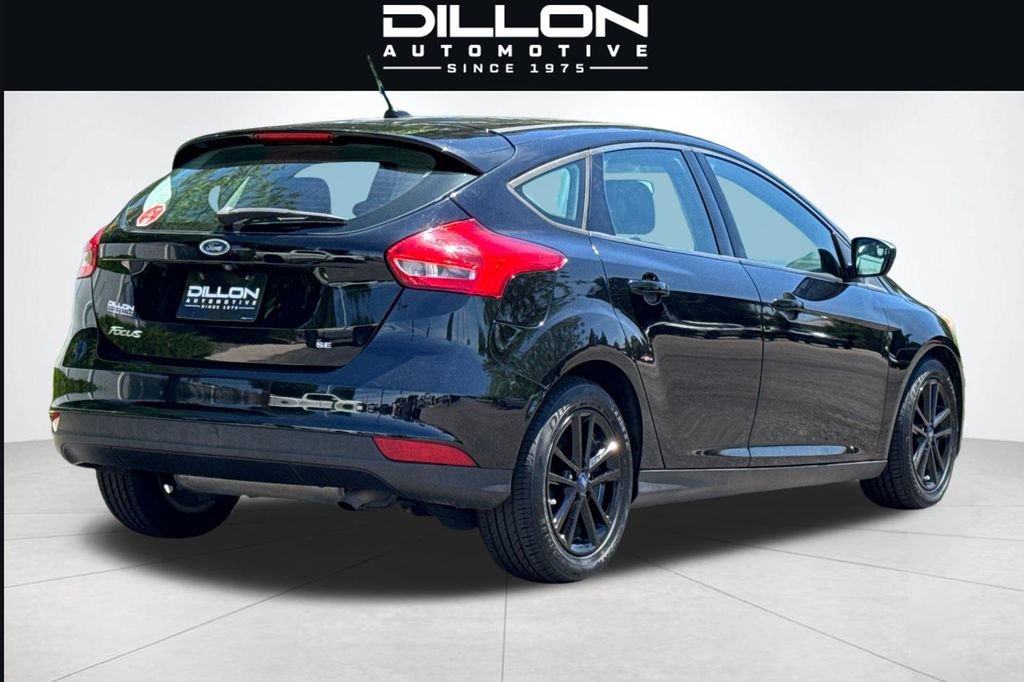 Used 2018 Ford Focus SE FWD image 4