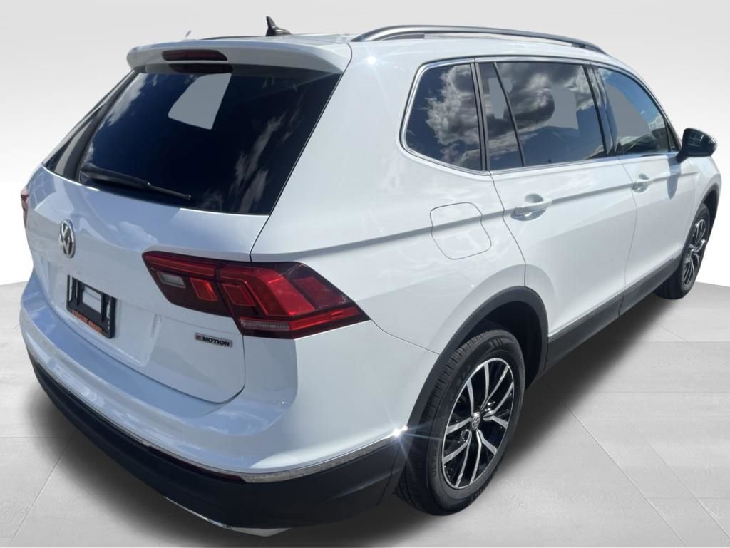 Used 2021 Volkswagen Tiguan SE w/ Panoramic Sunroof Package AWD/4WD image 6