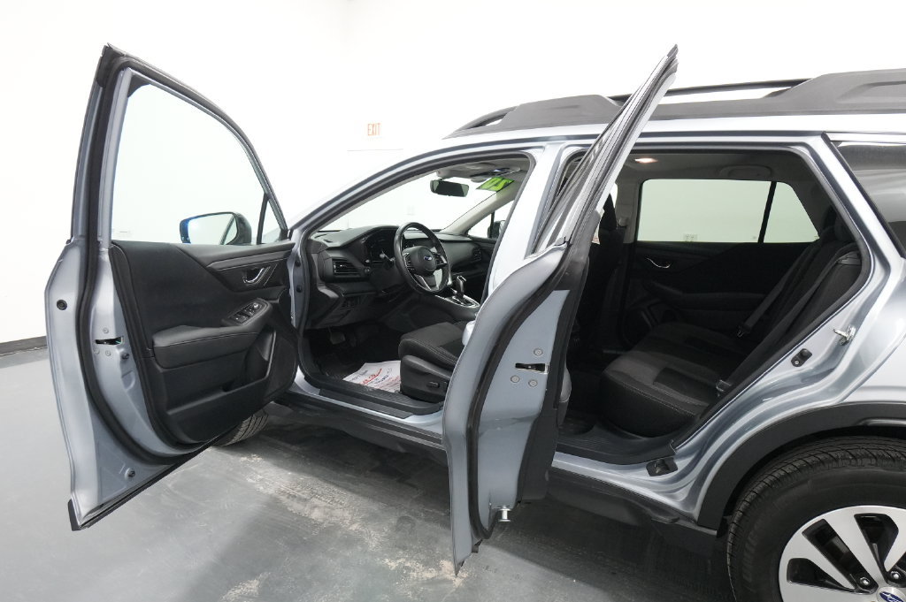 Used 2020 Subaru Outback Premium AWD/4WD image 21
