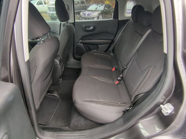 Used 2020 Jeep Compass Sport image 32