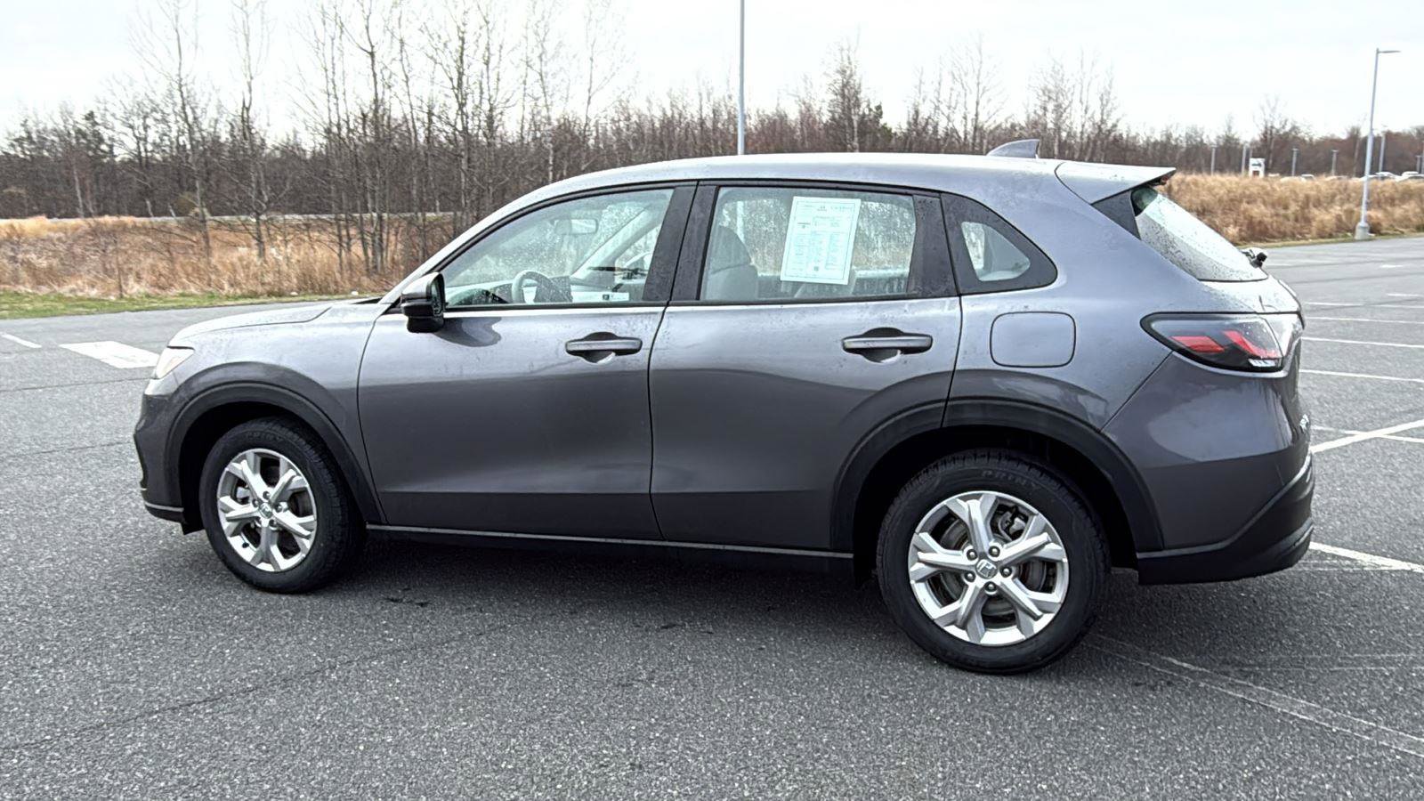 Certified 2023 Honda HR-V LX image 10