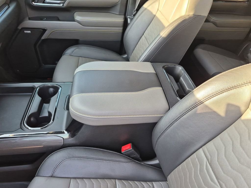 Certified 2024 Chevrolet Silverado 2500 ZR2 w/ Technology Package image 21