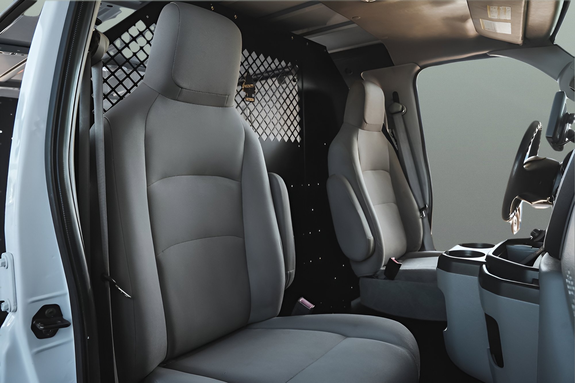 Used 2014 Ford E-150 and Econoline 150 w/ Power Group RWD image 14