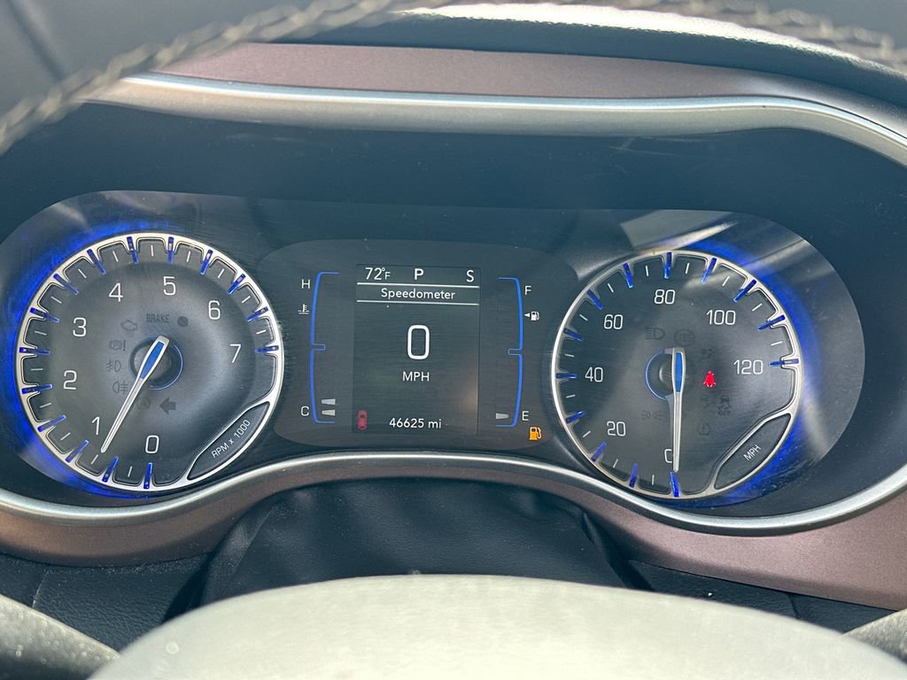 Used 2024 Chrysler Voyager LX image 24