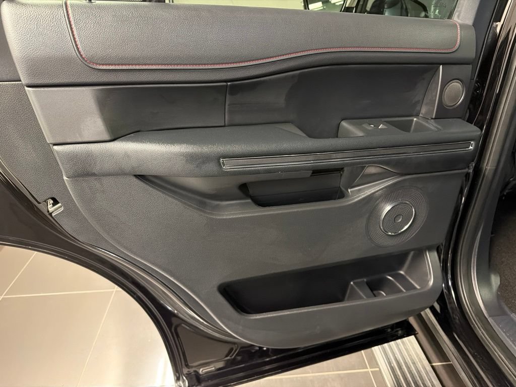 Certified 2023 Ford Expedition Limited AWD/4WD image 39