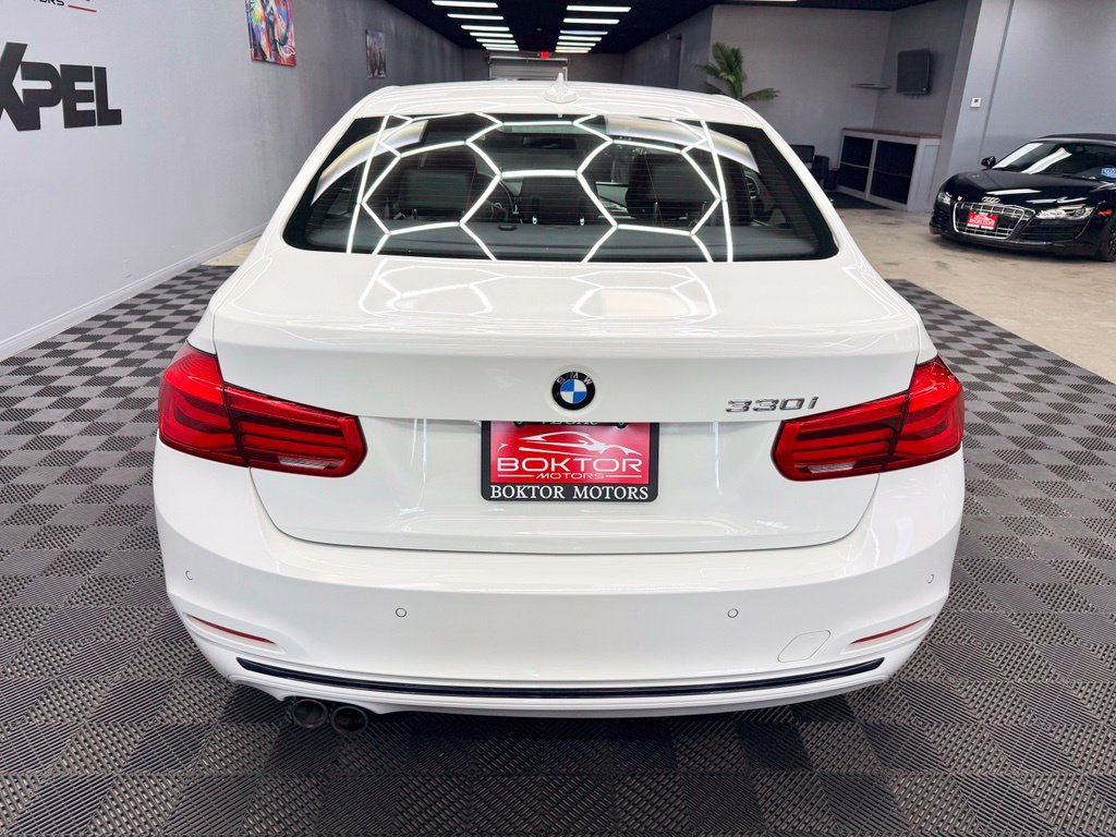 Used 2017 BMW 330i Sedan RWD image 13