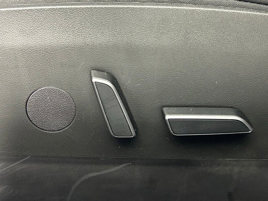 Used 2023 Tesla Model 3 Standard Range RWD image 11
