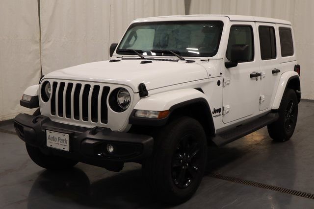 Used 2020 Jeep Wrangler Unlimited Sahara image 5
