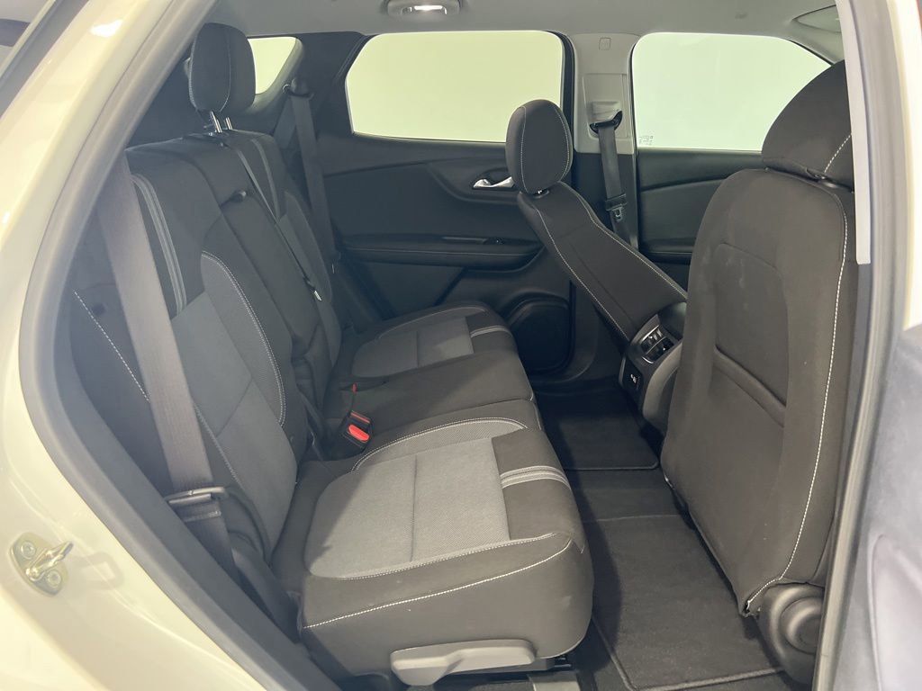 Used 2023 Chevrolet Blazer LT FWD image 20