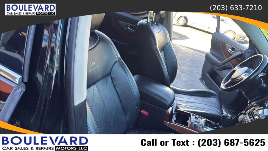 Used 2012 INFINITI FX35 AWD w/ Premium Pkg image 38