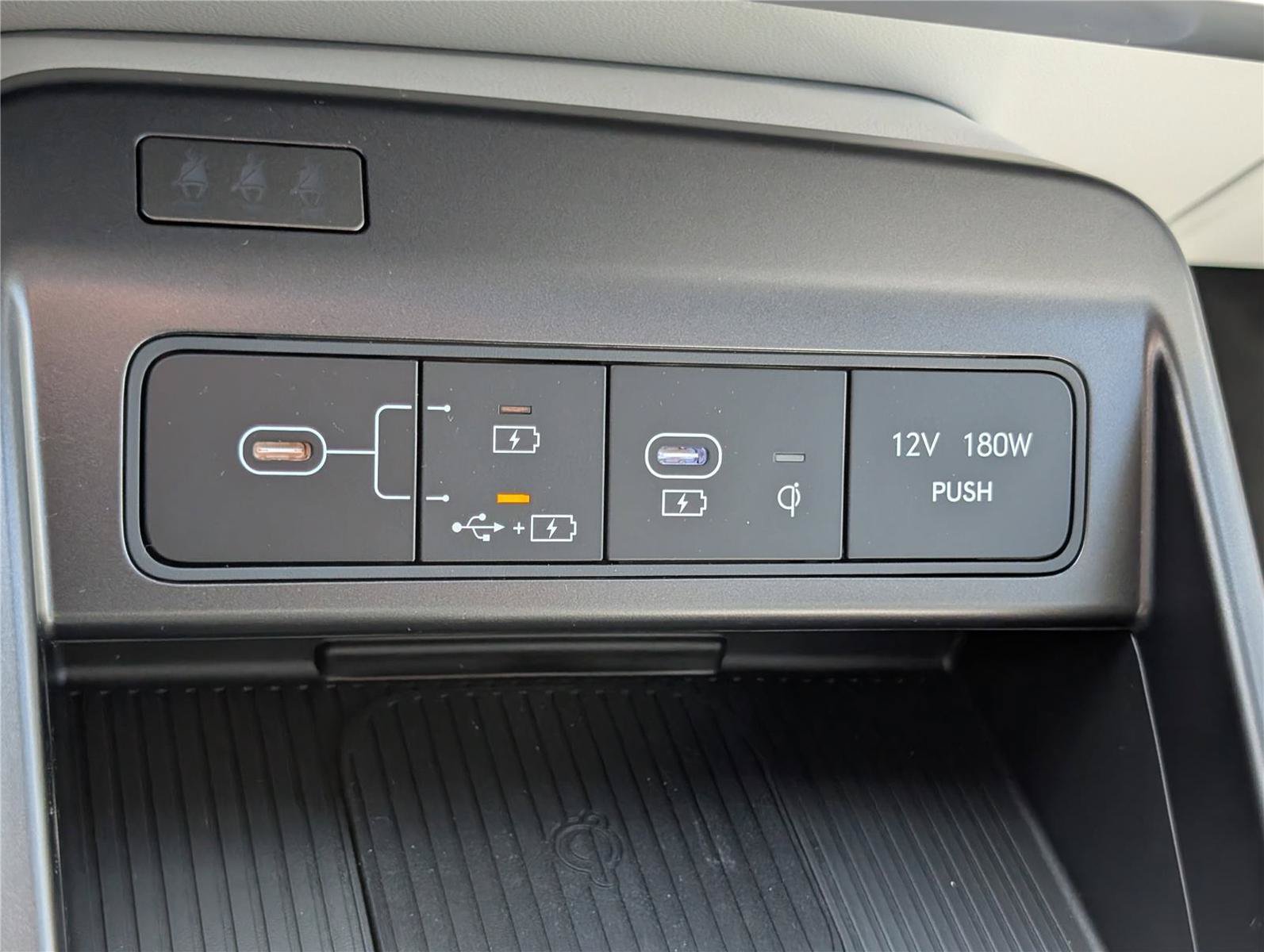 New 2026 Hyundai Kona Limited AWD/4WD image 24