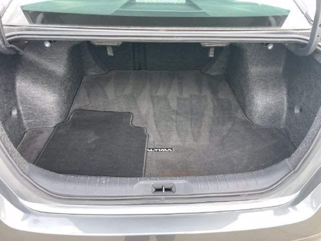 Used 2025 Nissan Altima 2.5 SV FWD image 32