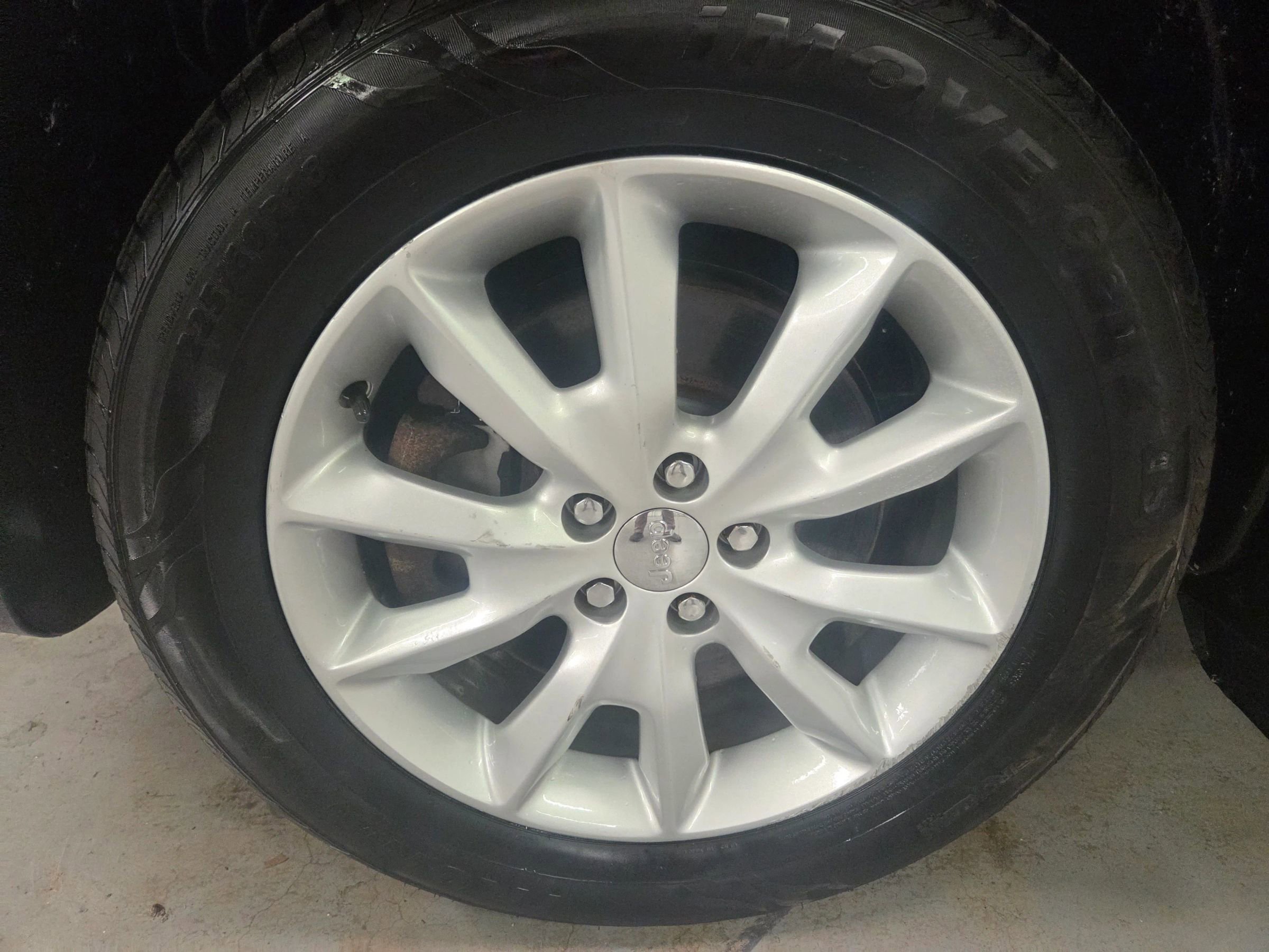 Used 2014 Jeep Cherokee Limited image 13