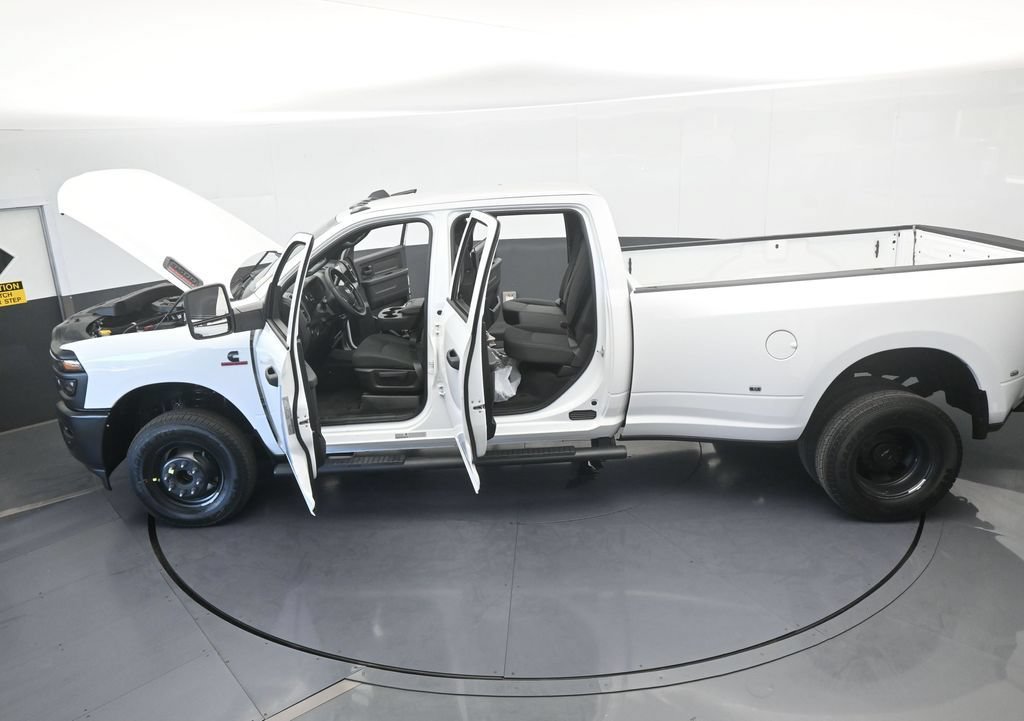 Used 2026 RAM 3500 Tradesman AWD/4WD image 62