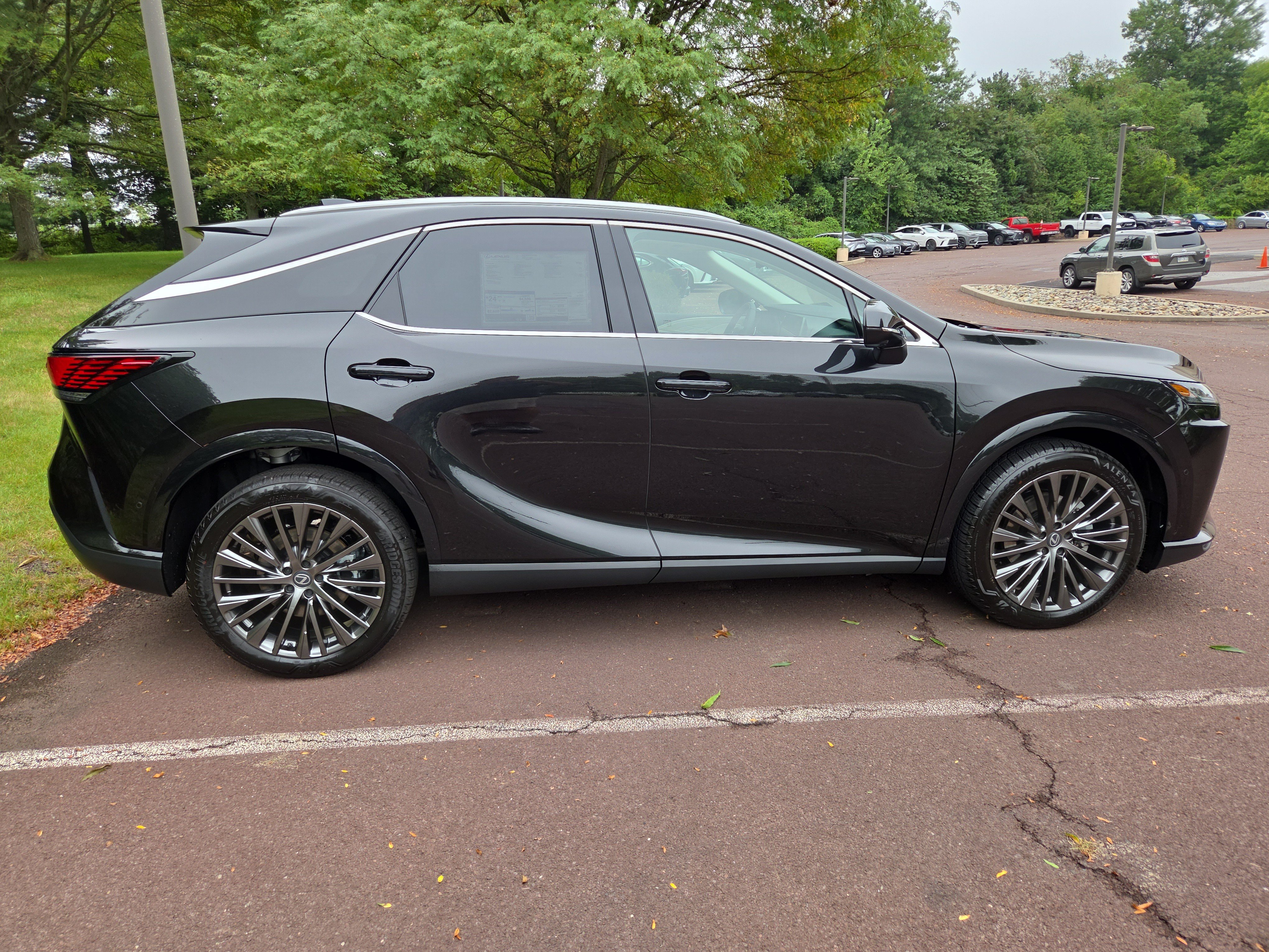 New 2026 Lexus RX 350 AWD image 2