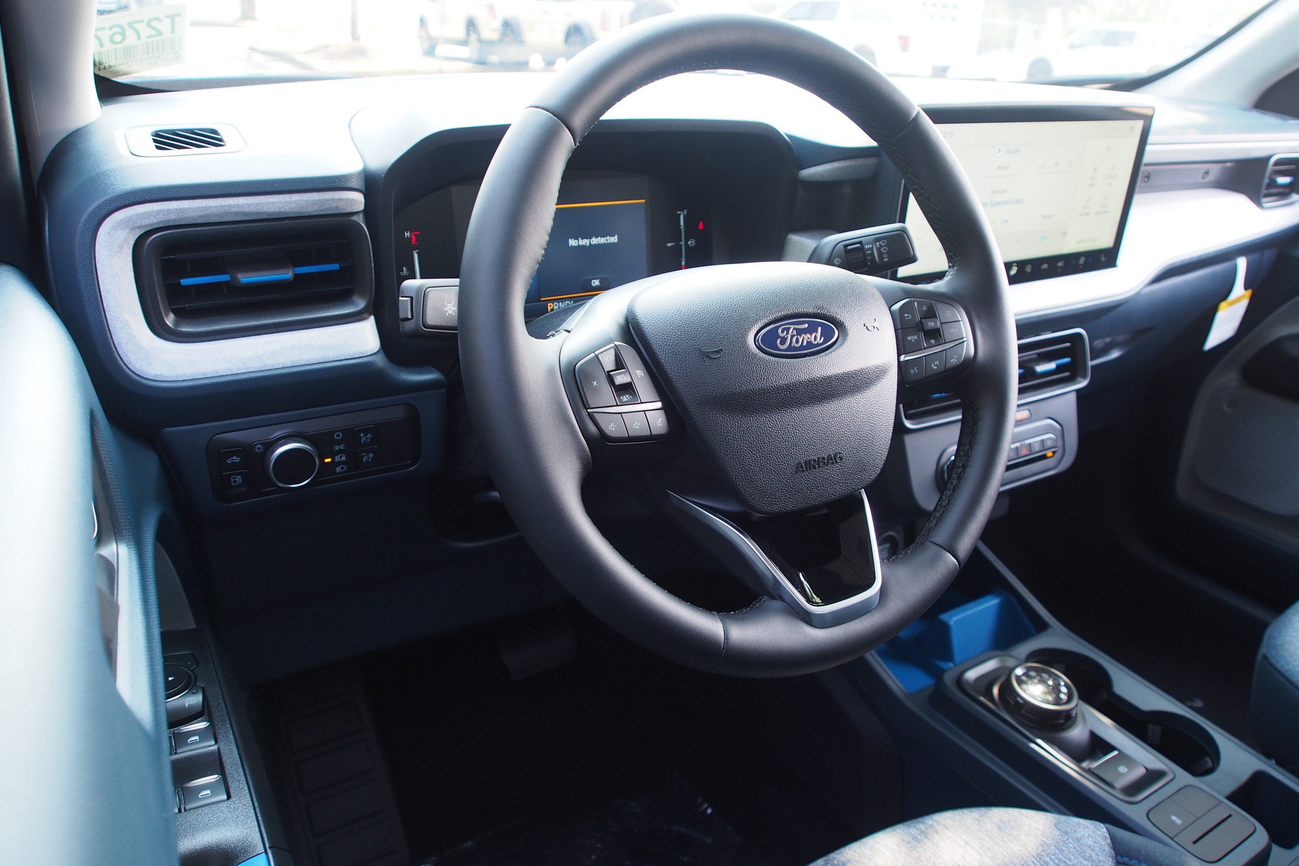 New 2026 Ford Maverick XLT w/ XLT Luxury Package FWD image 14