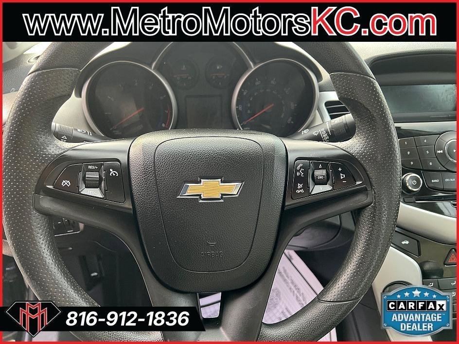 Used 2016 Chevrolet Cruze LT FWD image 27