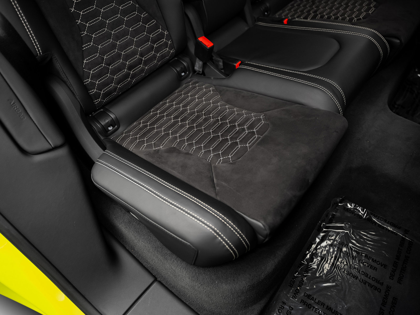 Used 2022 Lamborghini Urus AWD/4WD image 37