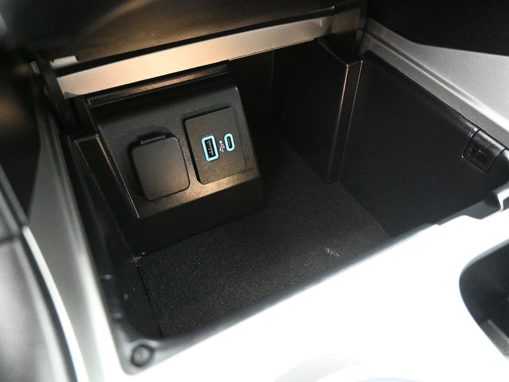 Certified 2023 Ford Explorer XLT image 18