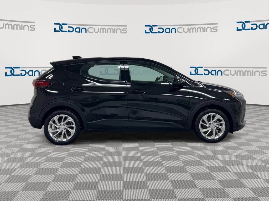 New 2027 Chevrolet Bolt LT w/ Comfort Package image 9