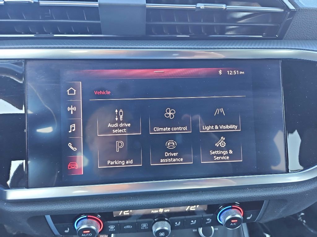 Used 2021 Audi Q3 2.0T Premium w/ Convenience Package image 16