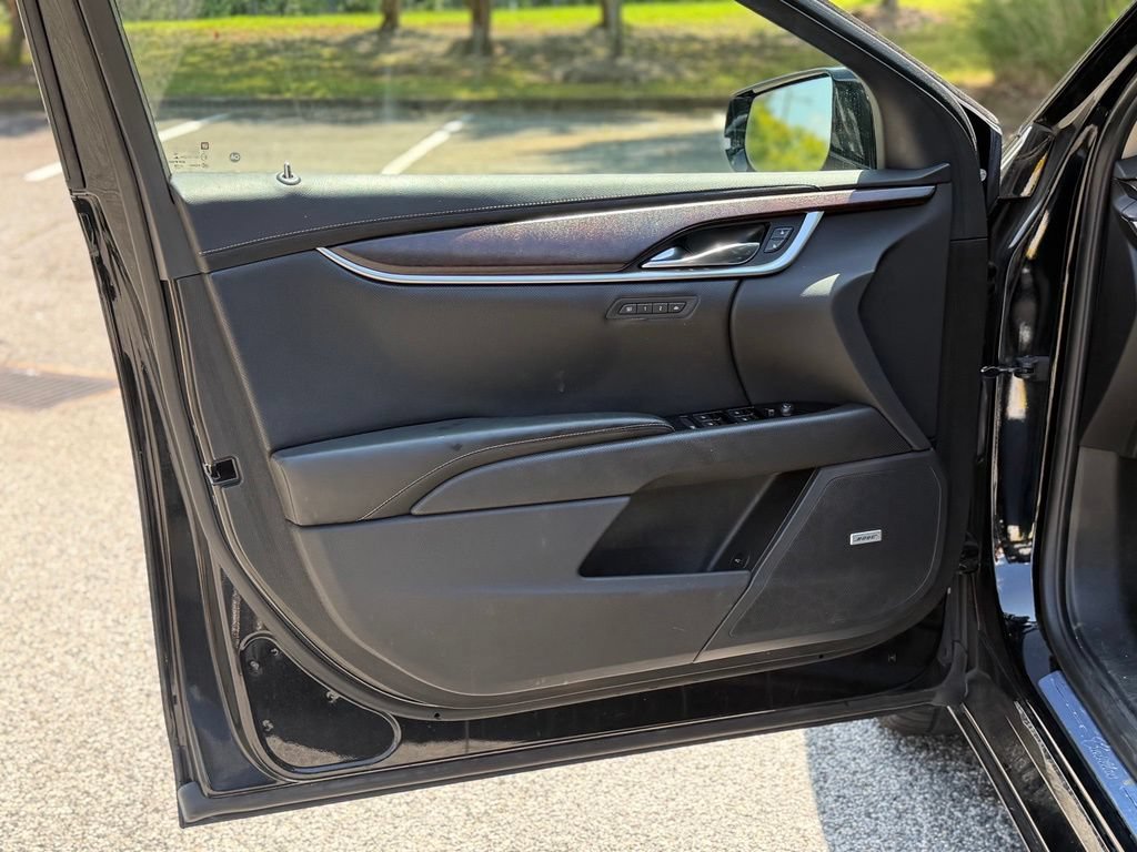 Used 2019 Cadillac XTS Luxury FWD image 9