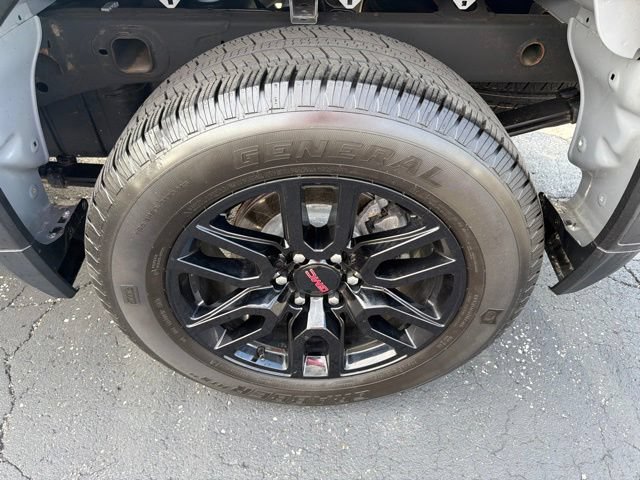Used 2024 GMC Sierra 1500 Elevation AWD/4WD image 9