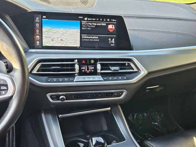 Used 2022 BMW X5 xDrive40i w/ M Sport Package AWD/4WD image 13