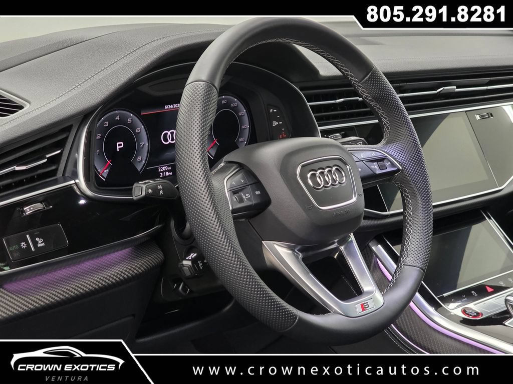 Used 2026 Audi SQ8 Prestige AWD/4WD image 25