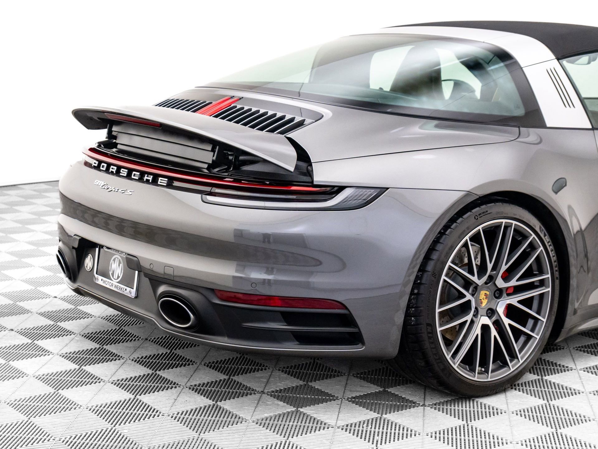 Certified 2021 Porsche 911 Targa 4S image 27