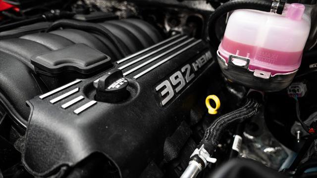 Used 2025 Jeep Gladiator Sport image 32