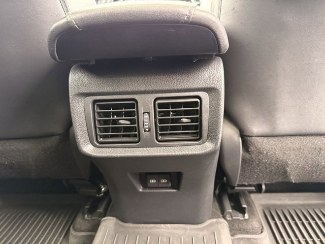 Used 2023 Toyota Venza Limited image 15