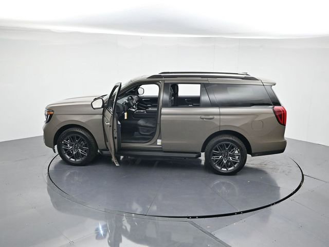 New 2026 Ford Expedition Platinum w/ Stealth Appearance Package image 41