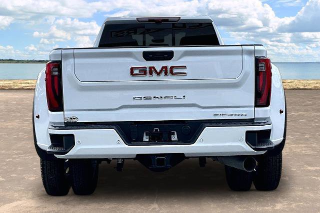 New 2026 GMC Sierra 3500 Denali w/ Denali Reserve Package image 4