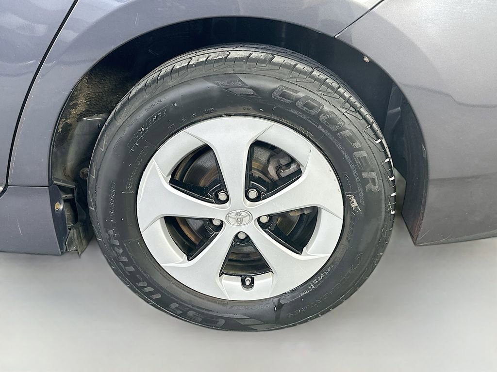 Used 2014 Toyota Prius Four FWD image 33