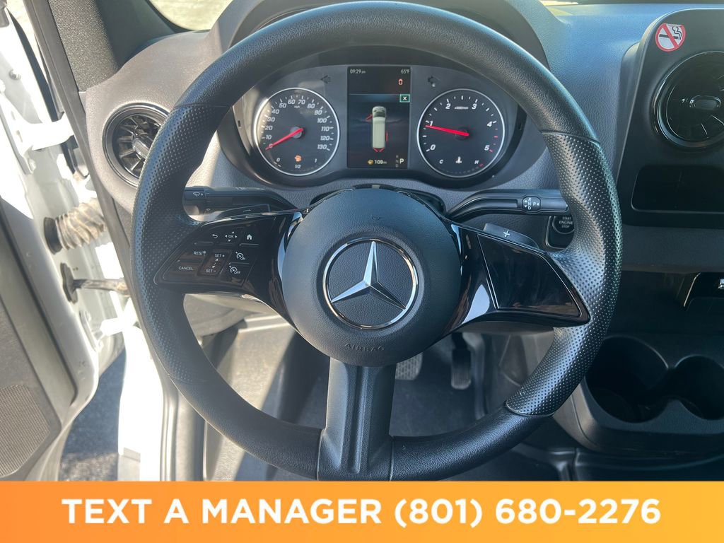 Used 2025 Mercedes-Benz Sprinter 2500 image 16