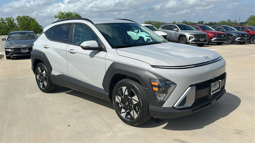 Certified 2025 Hyundai Kona SEL image 14