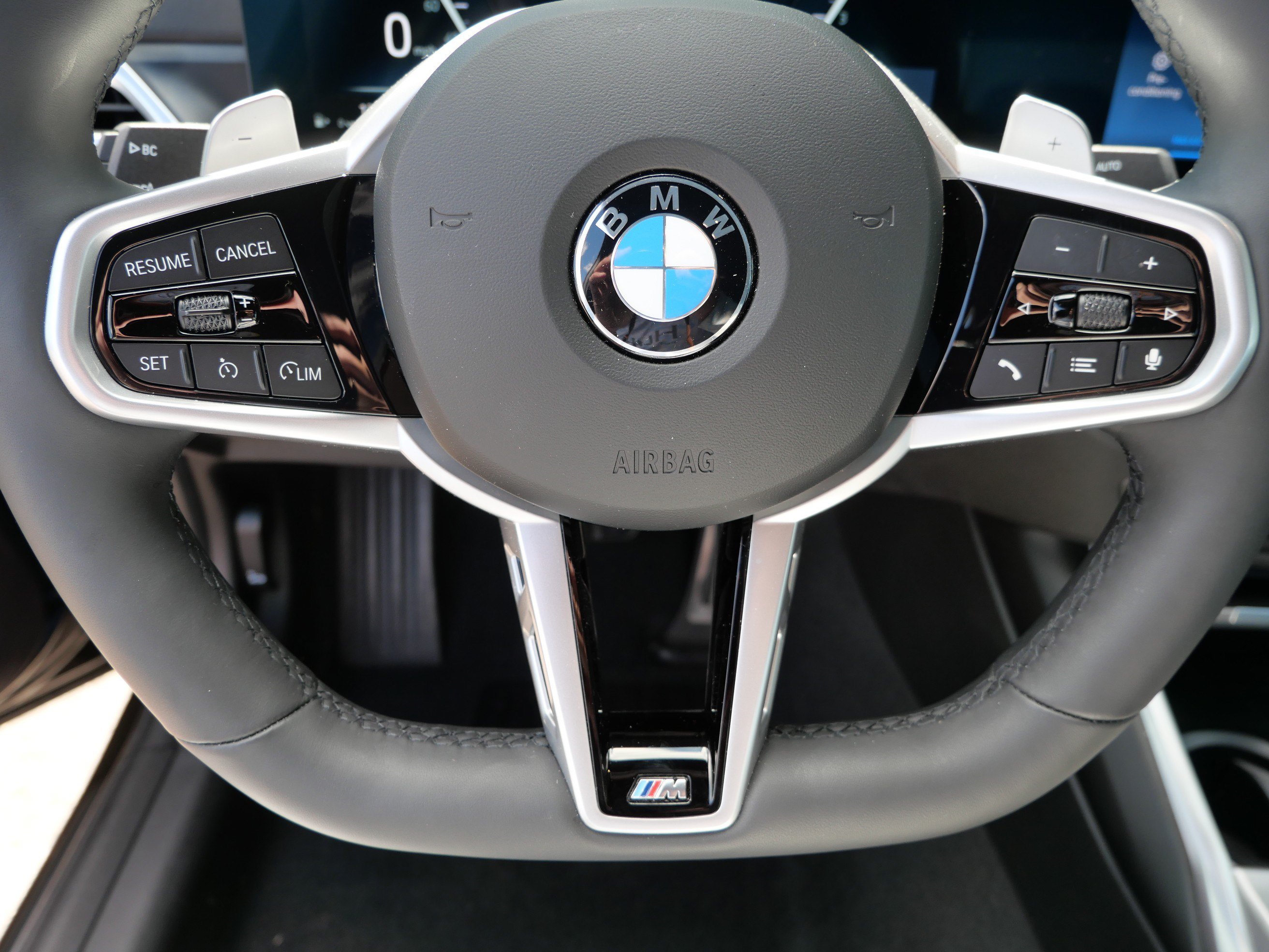 Certified 2026 BMW 330i xDrive Sedan w/ M Sport Package AWD/4WD image 25