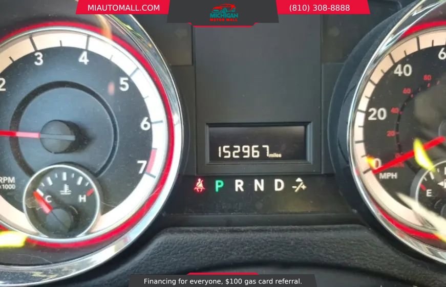 Used 2014 Dodge Grand Caravan SXT w/ UConnect Hands-Free Group FWD image 9