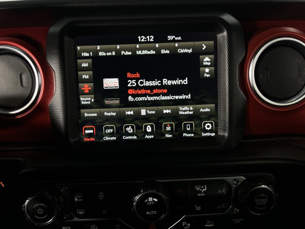 Used 2022 Jeep Wrangler Unlimited Rubicon w/ LED Lighting Group image 21