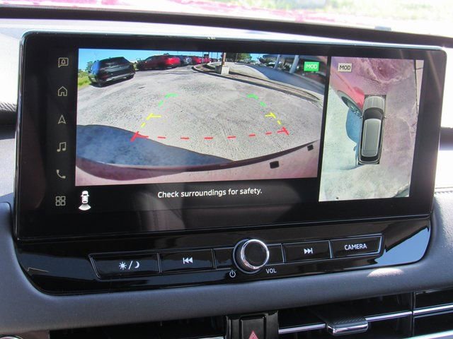 New 2025 Mitsubishi Outlander SE image 17