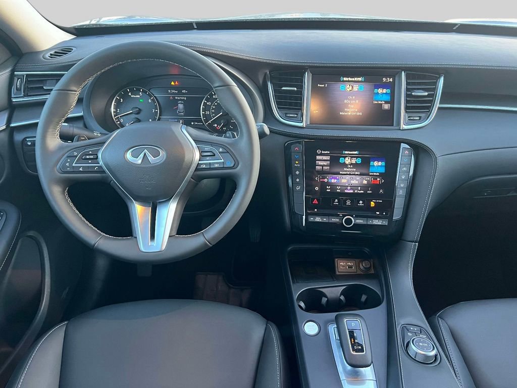 Used 2025 INFINITI QX50 Pure AWD/4WD image 13