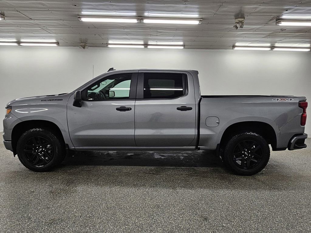 Used 2026 Chevrolet Silverado 1500 Custom AWD/4WD image 10