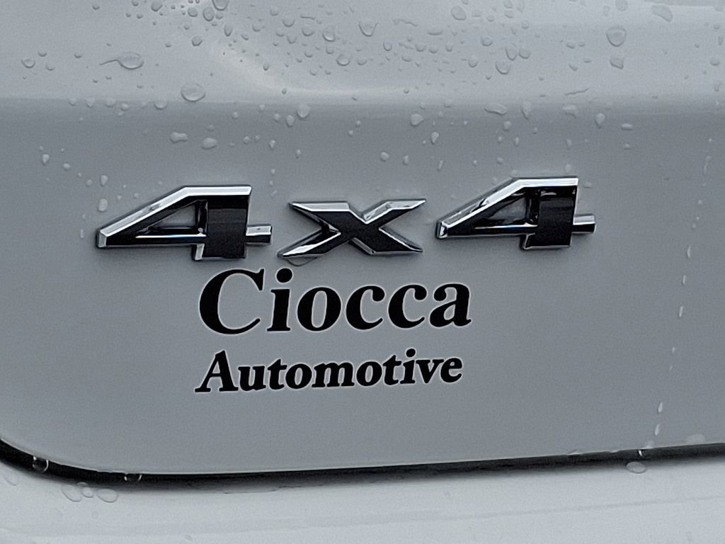 Used 2022 Jeep Compass Latitude image 32